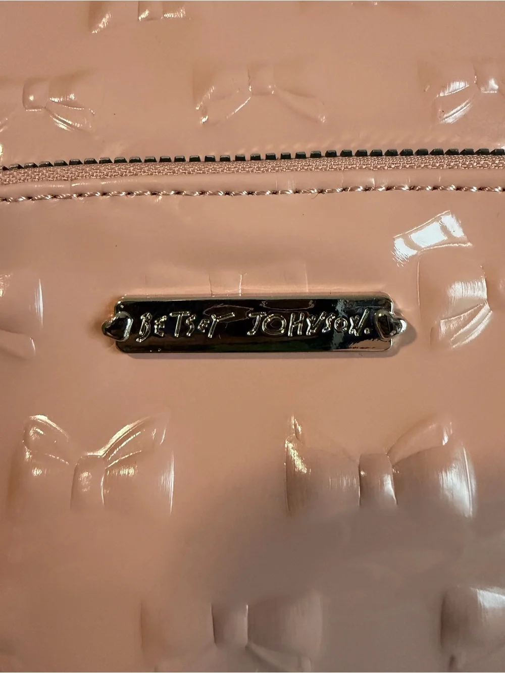 Betsey Johnson Blush Pink Embossed Bow Dome Wristlet / Cosmetic Bag